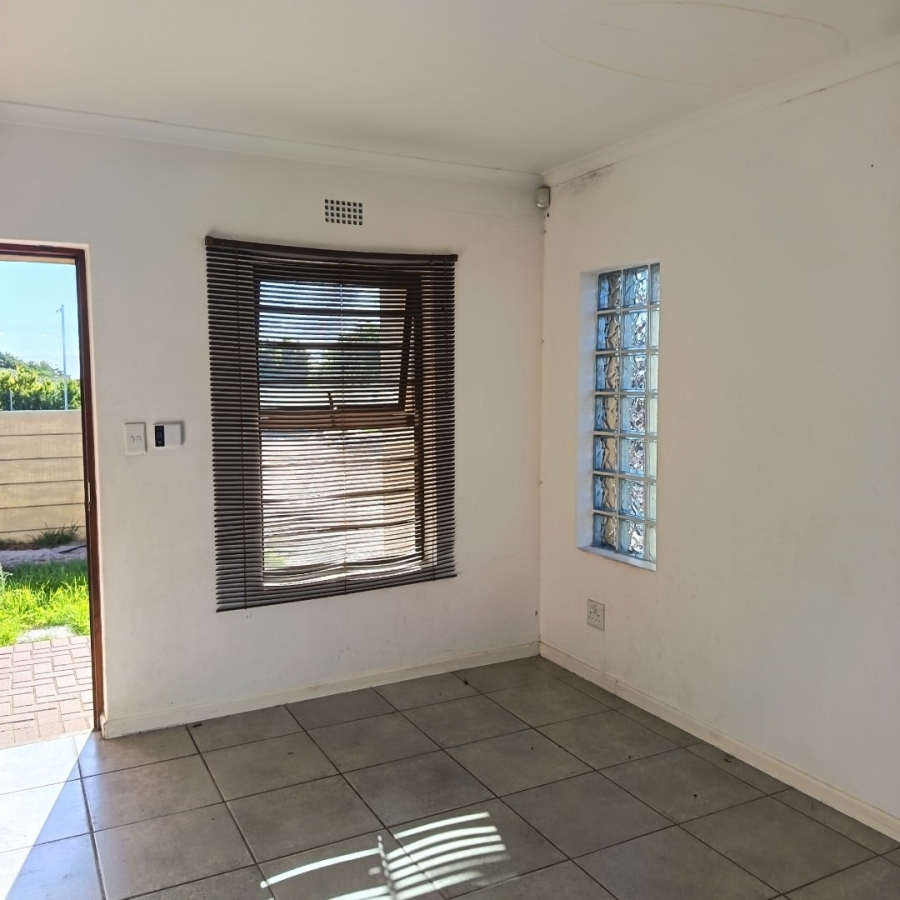 To Let 2 Bedroom Property for Rent in Bardale Village Western Cape